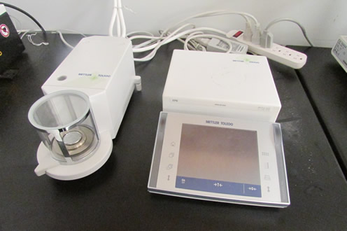 Mettler Toledo microbalance XP6